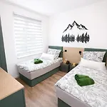 Studio-apartament Free Parking Domus Kushal Apartment