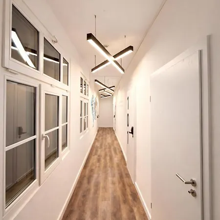Studio-apartament Free Parking Domus Kushal شقة فيرزن